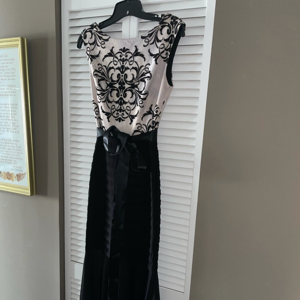 Evening wear